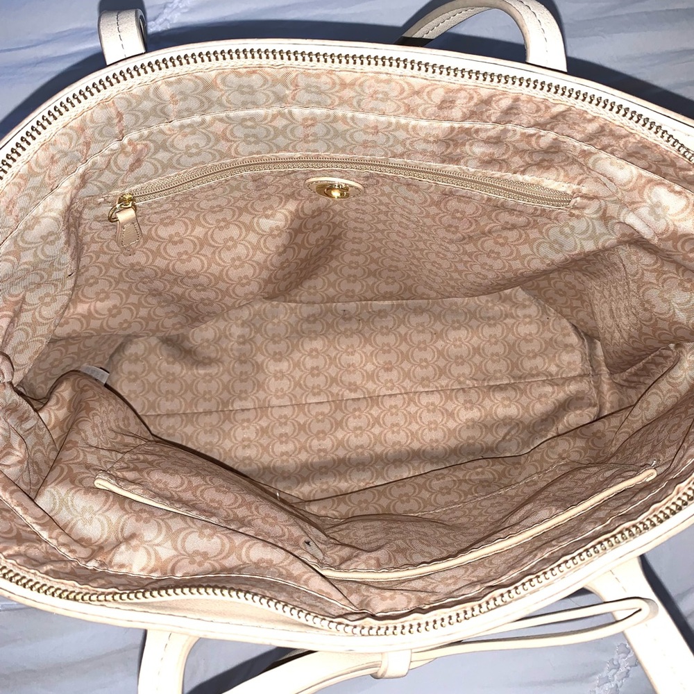 Purse - Picture 3 of 3